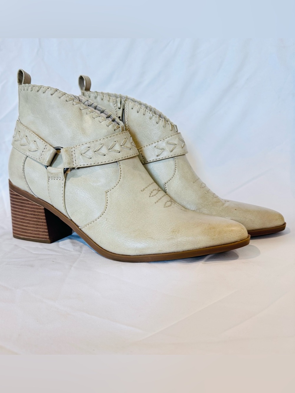 Frye & Co. Palma Stacked Heel Booties Western Ankle Boot Light Tan Womens 9 EUC